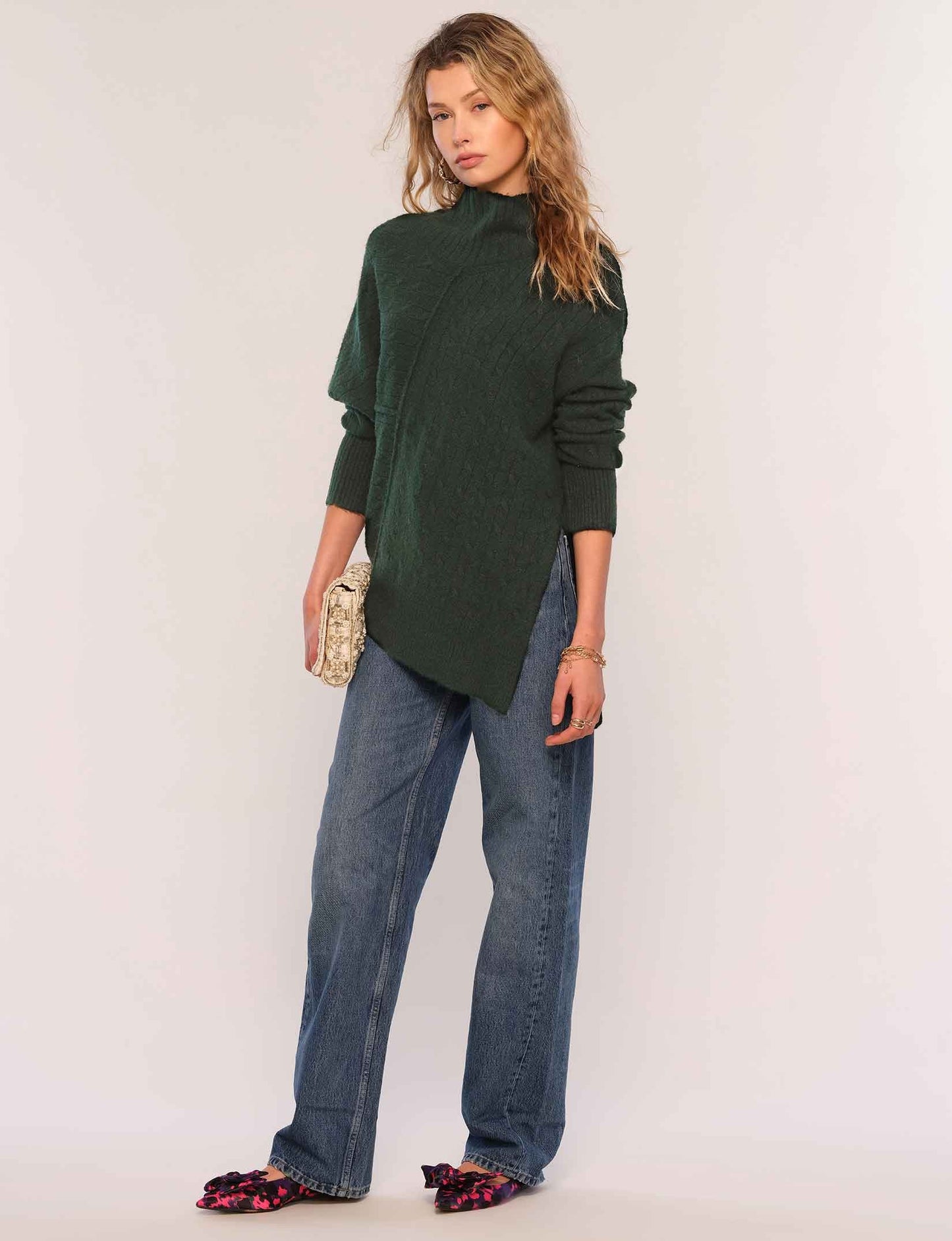 Amia Sweater SIDE