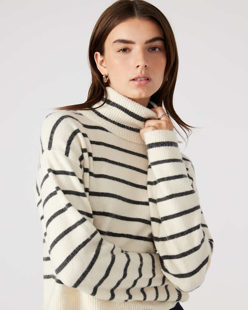 Narsha Sweater front