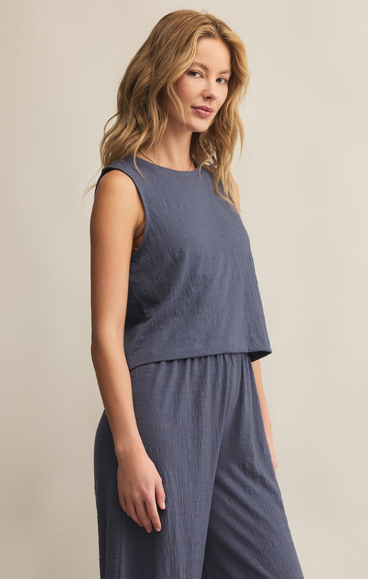 sloane textured top side