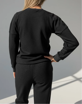 Naomi Pullover