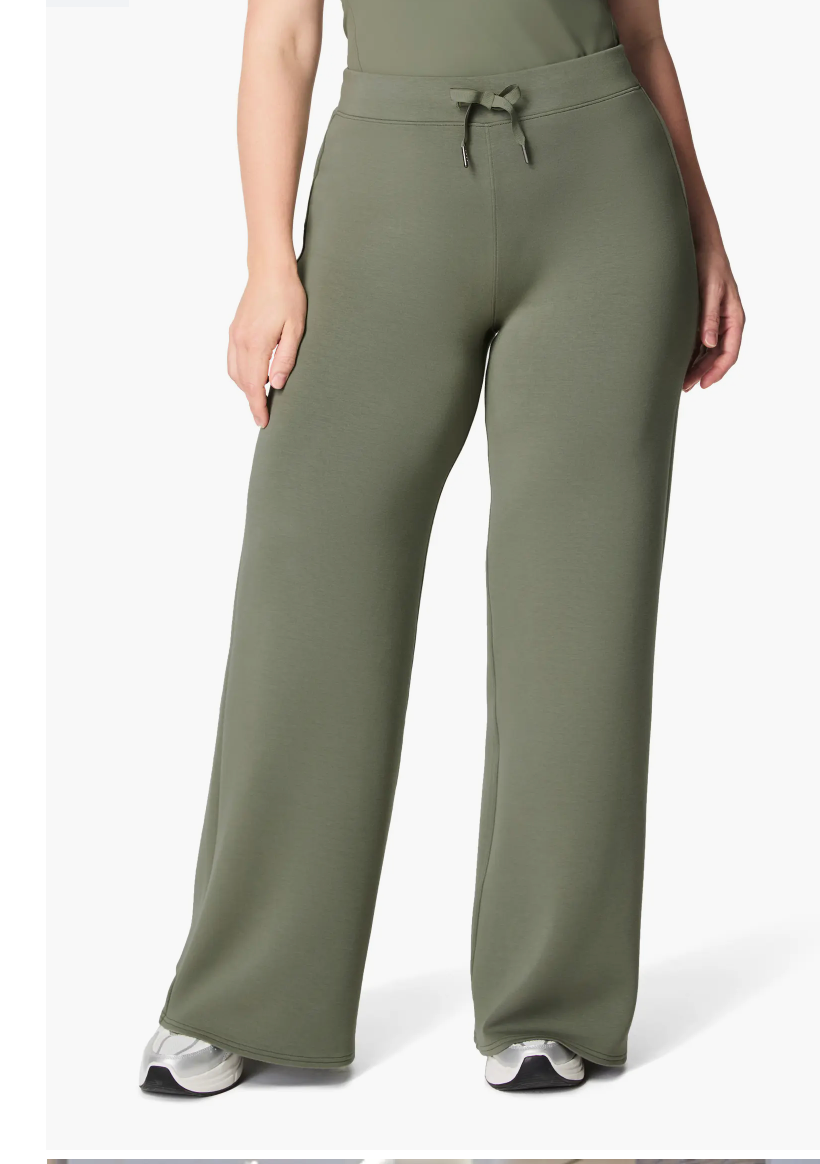 Air Essentials Wide Leg Pant