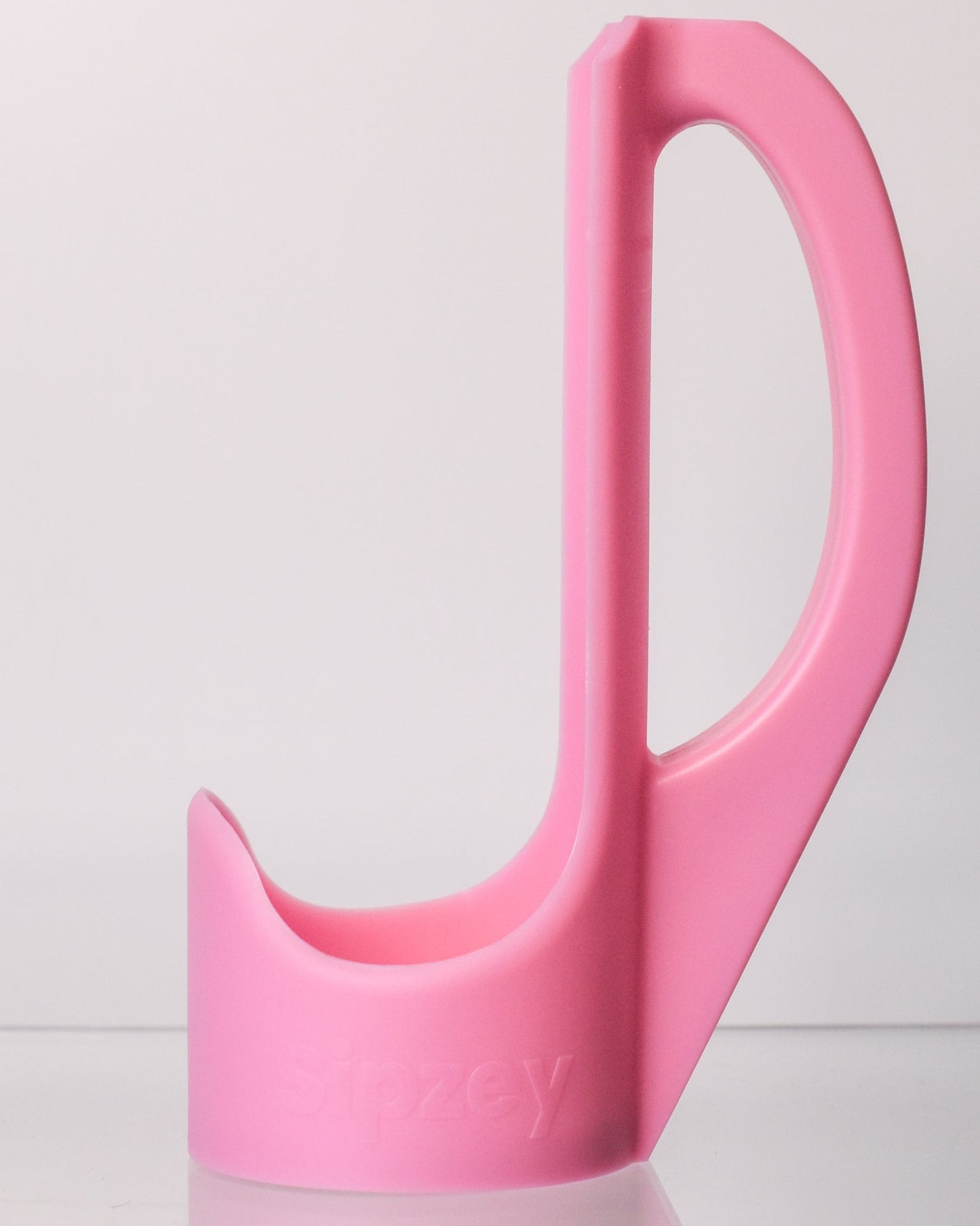 Sipzey Skinny Can Handle