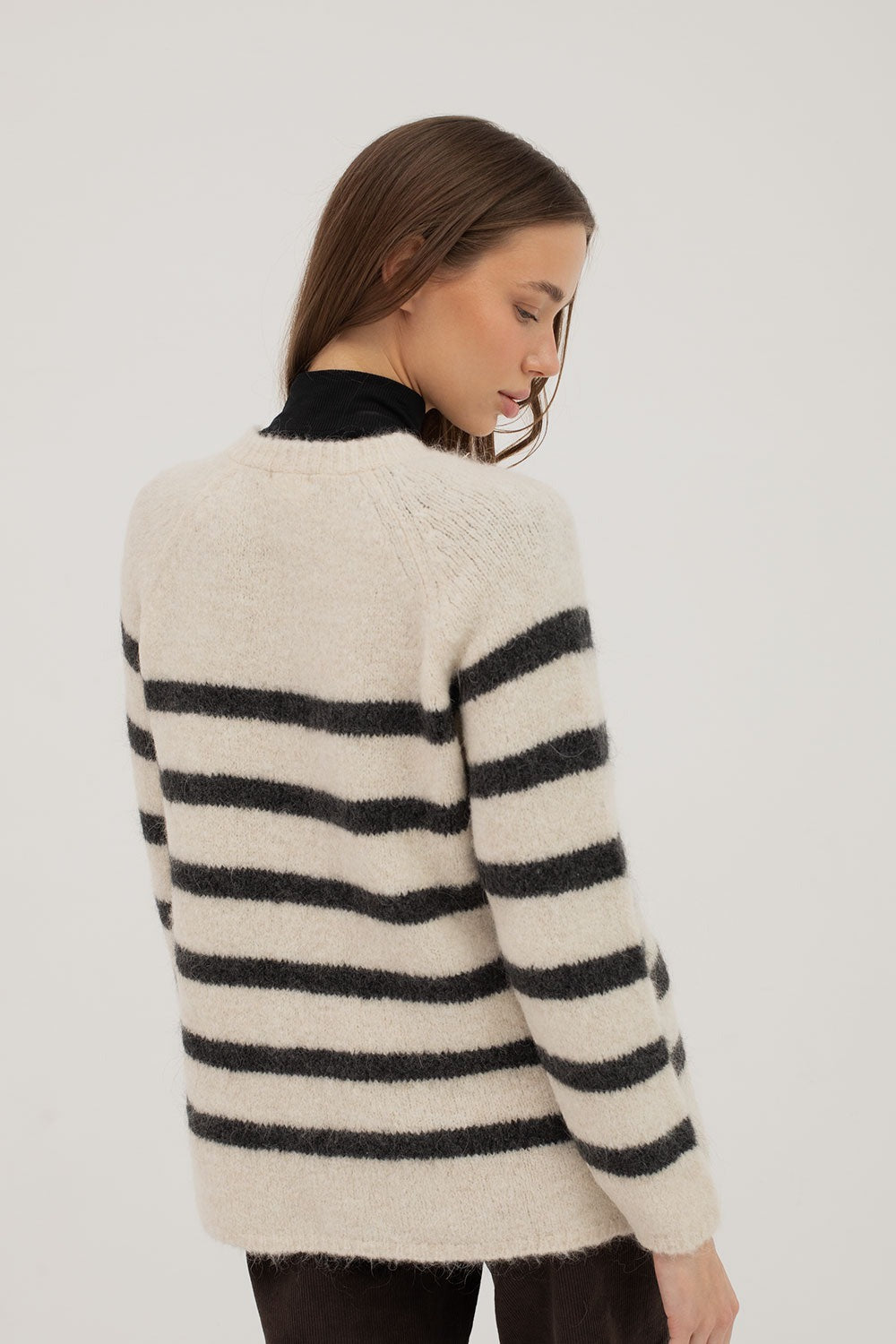 Neiva Sweater