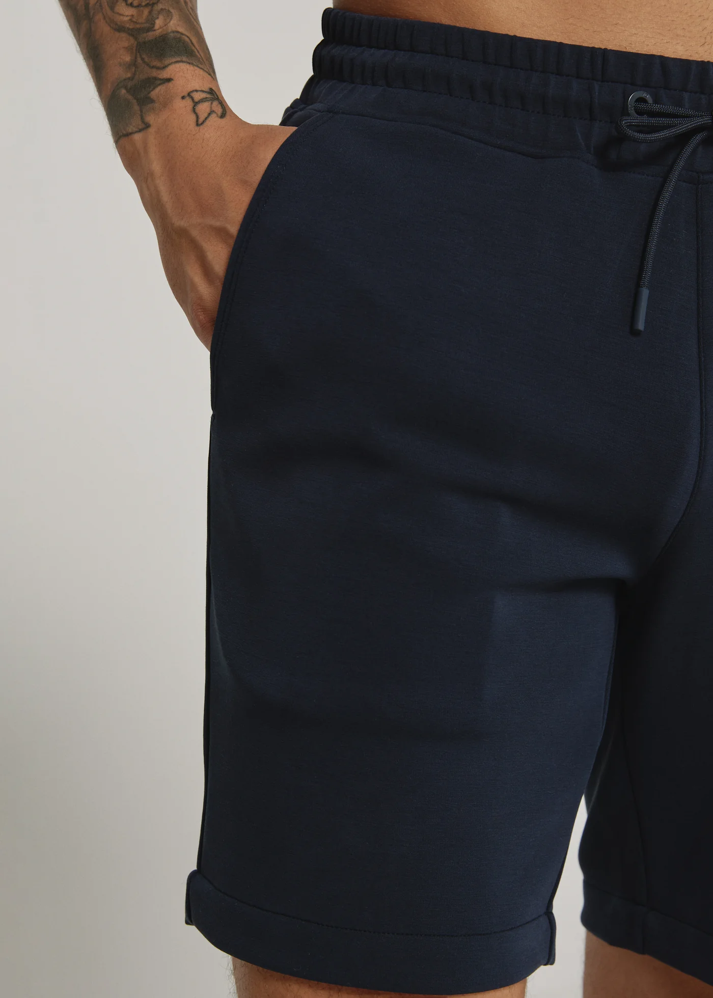 Rev 8" Short