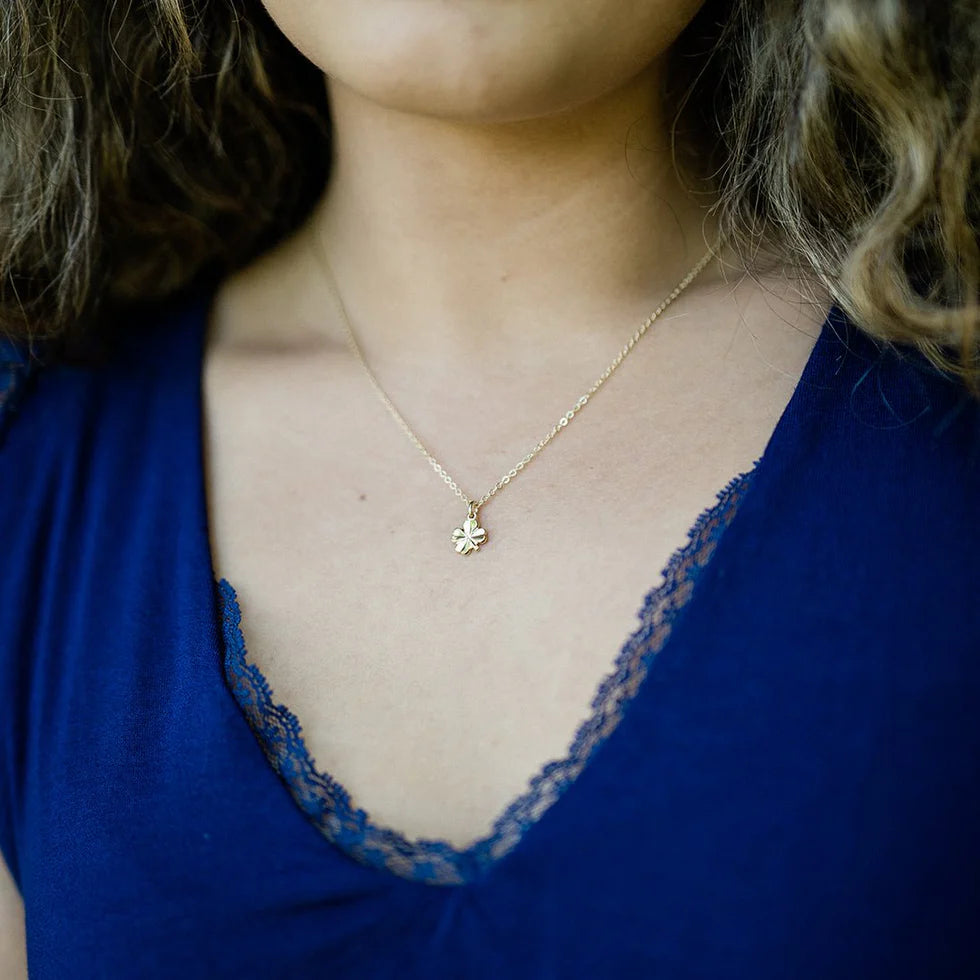 Gold Tiny Clover